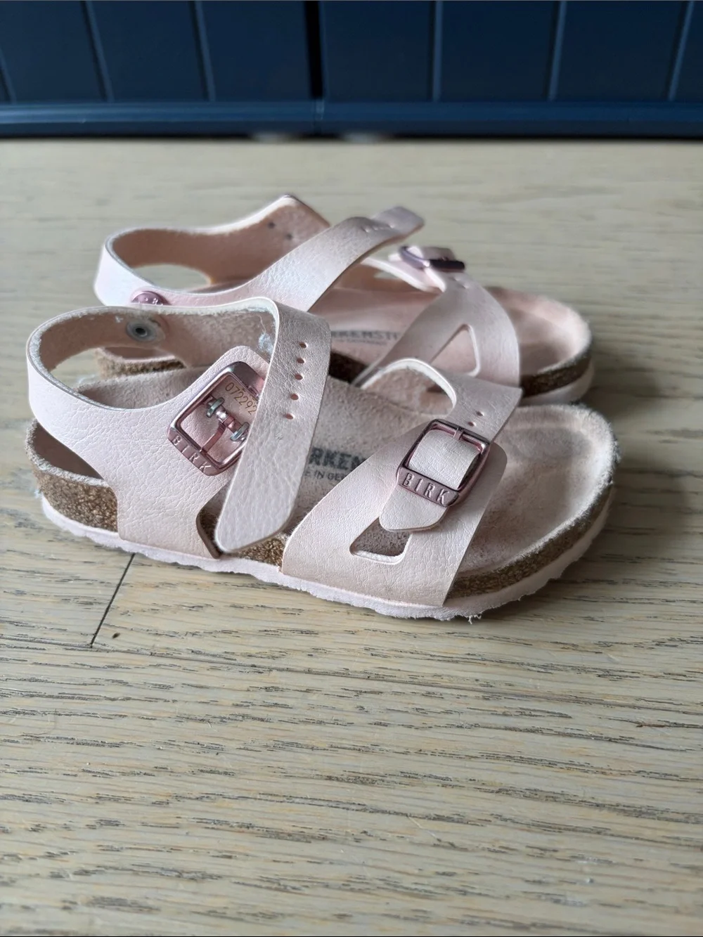 Birkenstock Toddler Pink Soft Footbed Sandals - size 7